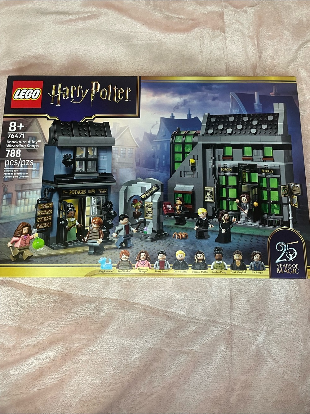 LEGO Harry Potter Knockturn Alley Playset - Black, Green, Gray